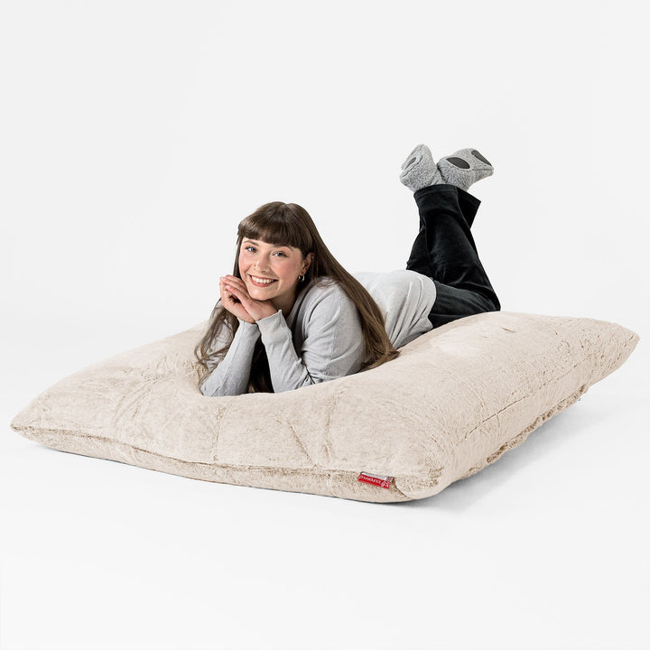 Puff Gigante Cama XL - Piel de Conejo Sintética Blanco 03