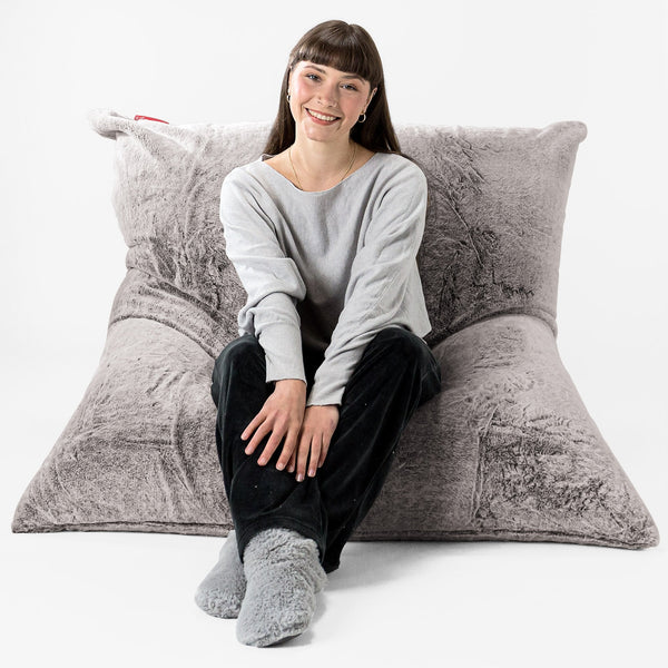 Puff Gigante Cama XL - Piel de Conejo Sintética Gris Claro 01
