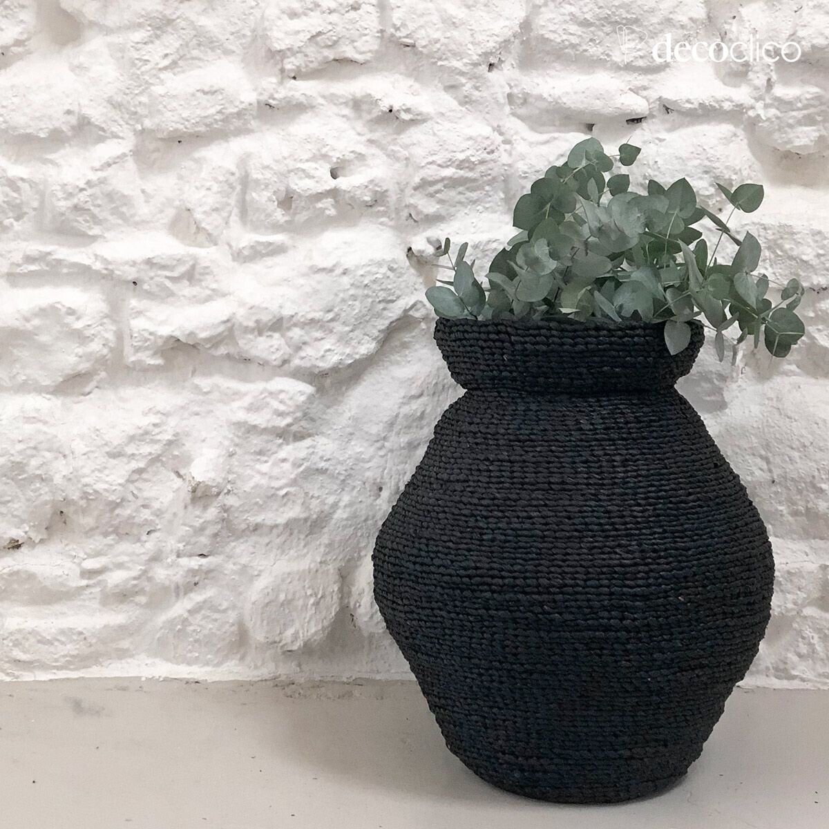 Jarre en mendong teinté noir tressé H50 cm Sumba