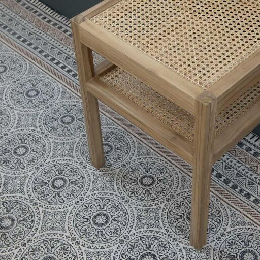 Tapis en coton imprimé motifs charbon sur fond écru tissé main Tambourin | Decoclico