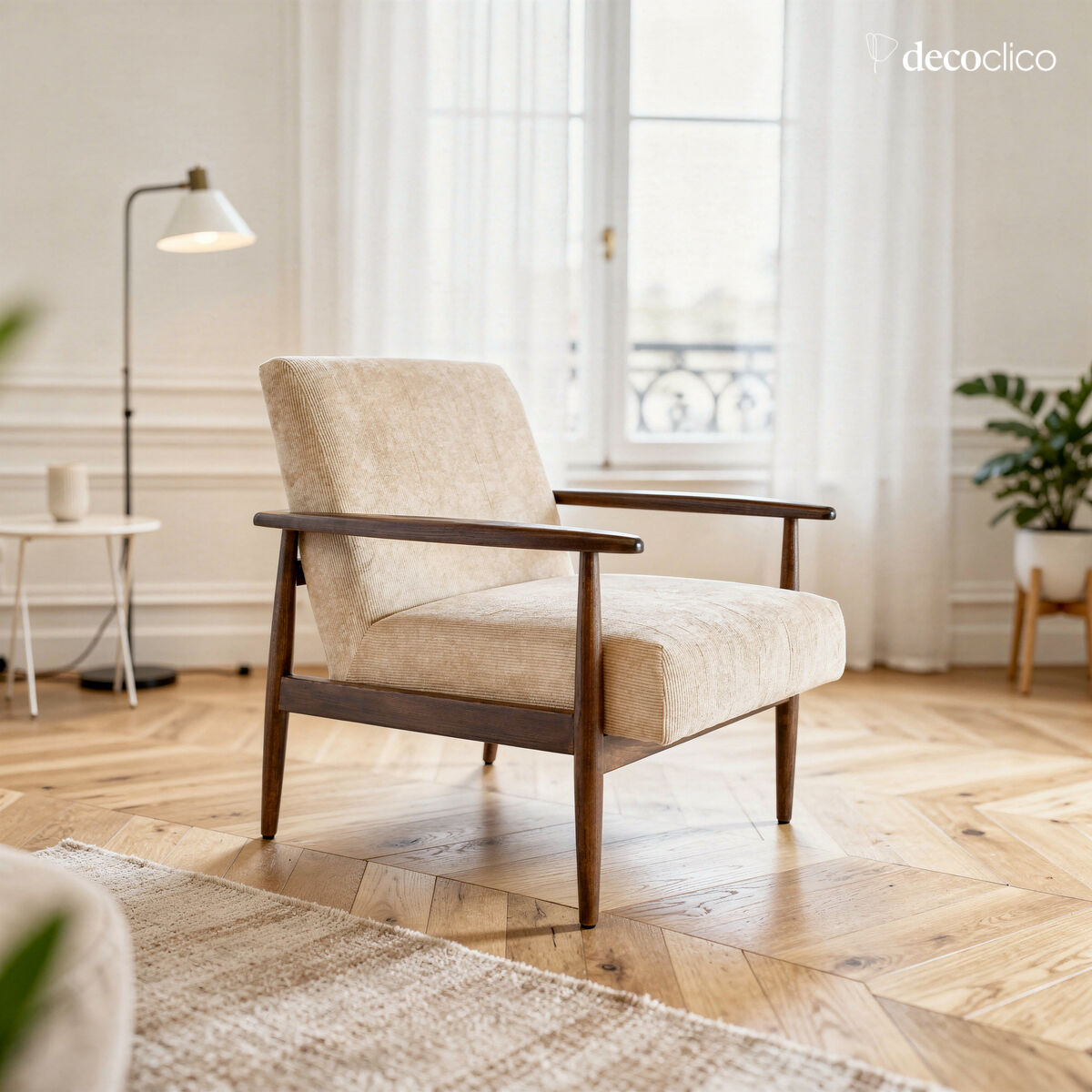 Sillón de fresno y terciopelo beige Octave